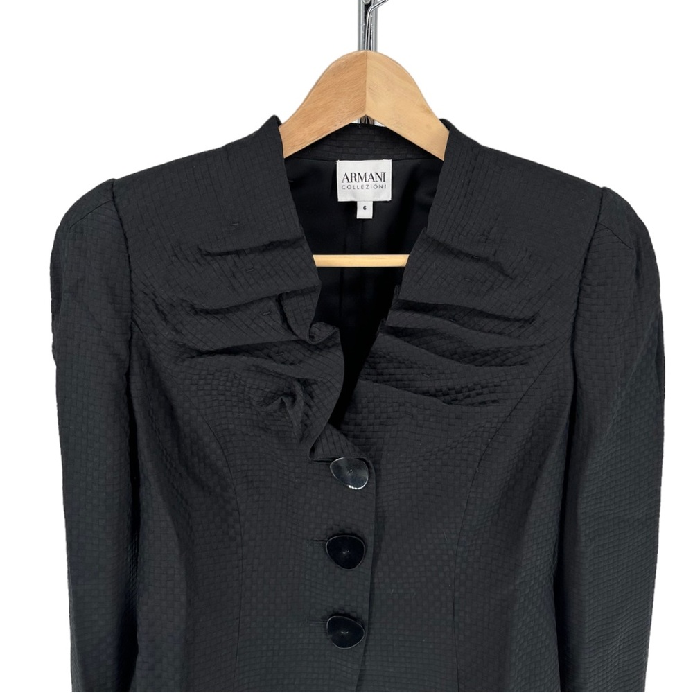 Armani Collezioni Black Ruffle Pleat Collar 90’s Vintage Button Jacket size 6 - Picture 2 of 11